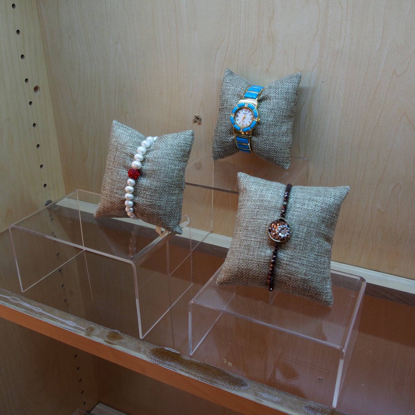 4" Burlap Fabric Pillow Displays