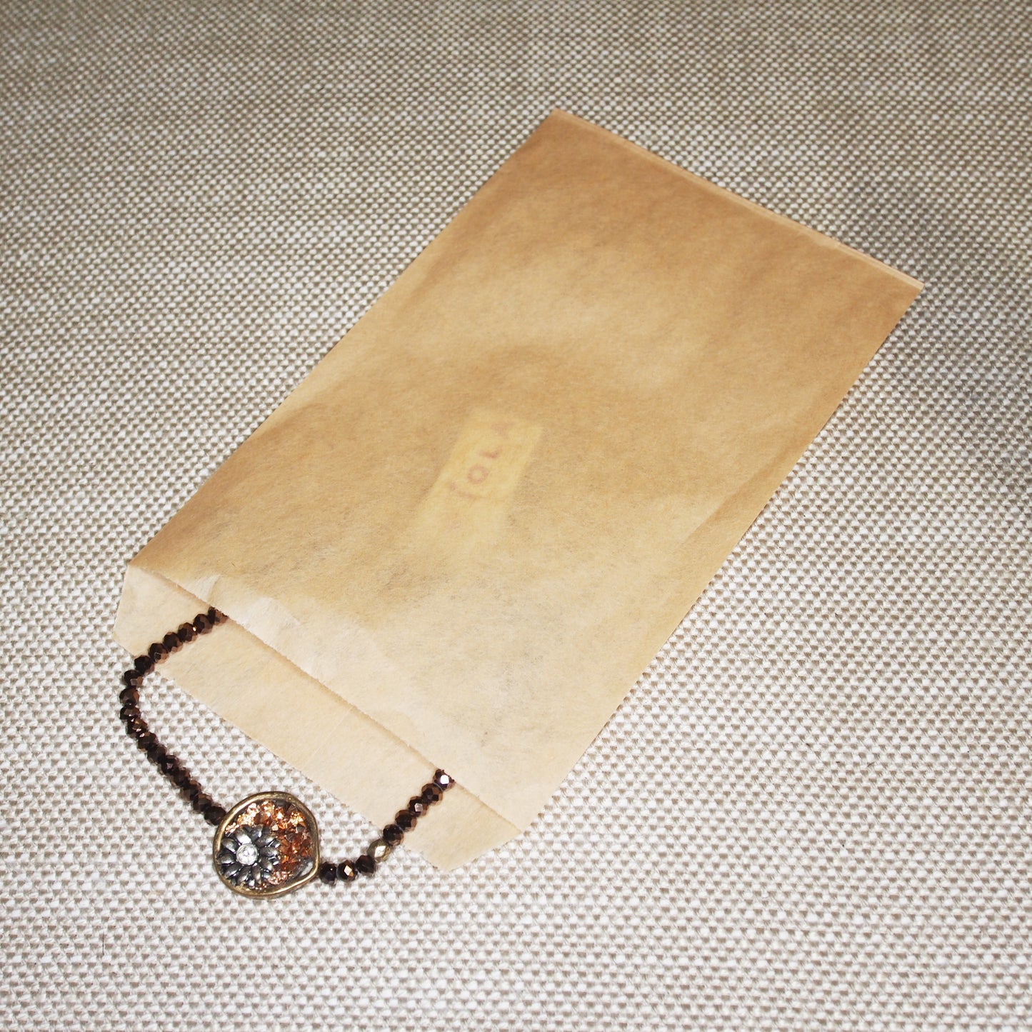 Plain White or Brown Kraft Paper Bags - 100Bags/Pack - Multiple Sizes