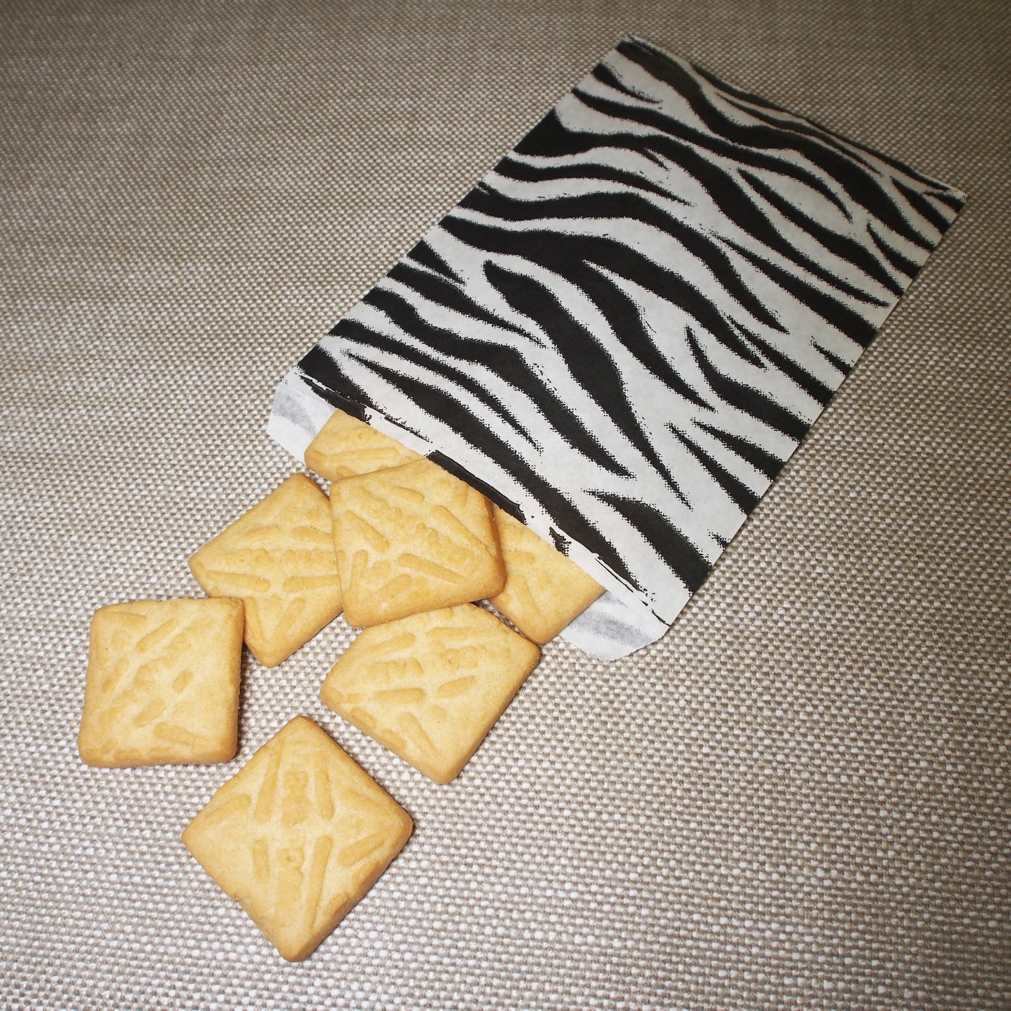 Animal Pattern Flat Paper Bags -100Bags/Pack - multiple colors & sizes available