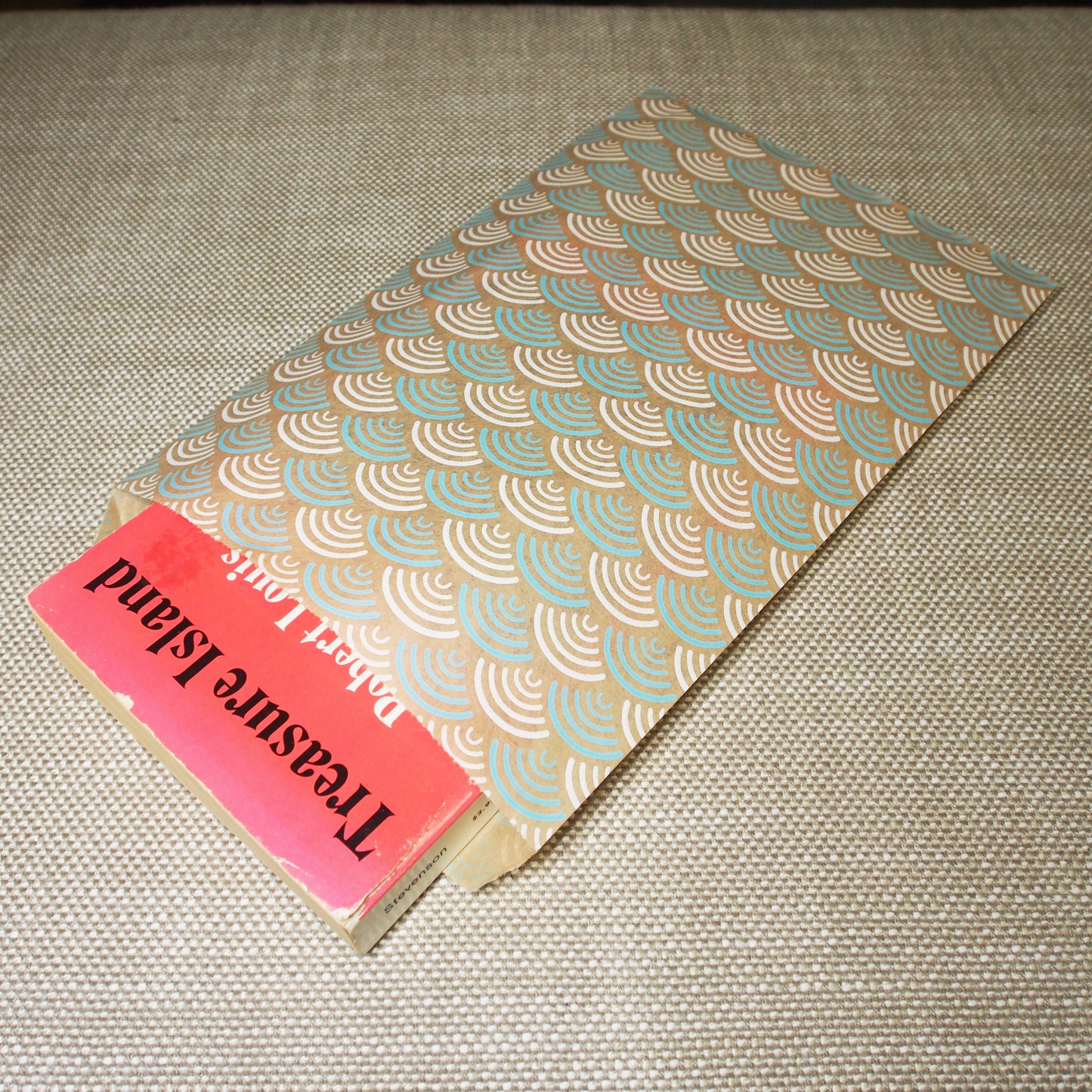 Decorative Flat Paper Gift Bags - Baby-Blue Fan Pattern on Brown Kraft Bags - 20/50 / 100/200 / 300 Qty