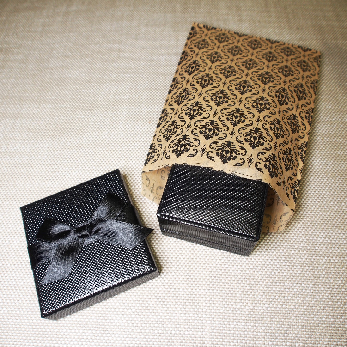 Damask Pattern Paper Bags - 100Bags/Pack- Multiple sizes available